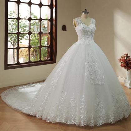 Elegant V-neck Lace Applique Bridal Gown With..