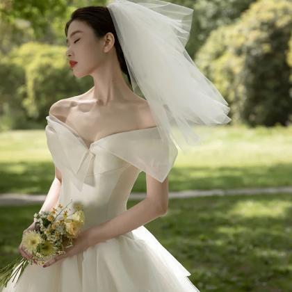 Elegant Off-shoulder A-line Wedding Dress With..