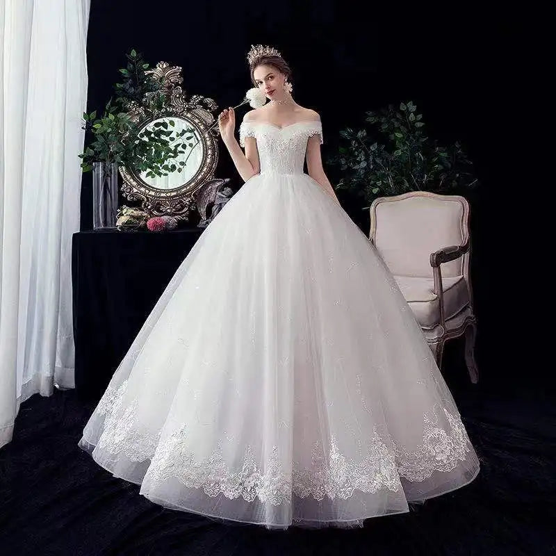 Luxury White Princess Wedding Gown for Brides Who Love Royal Elegance