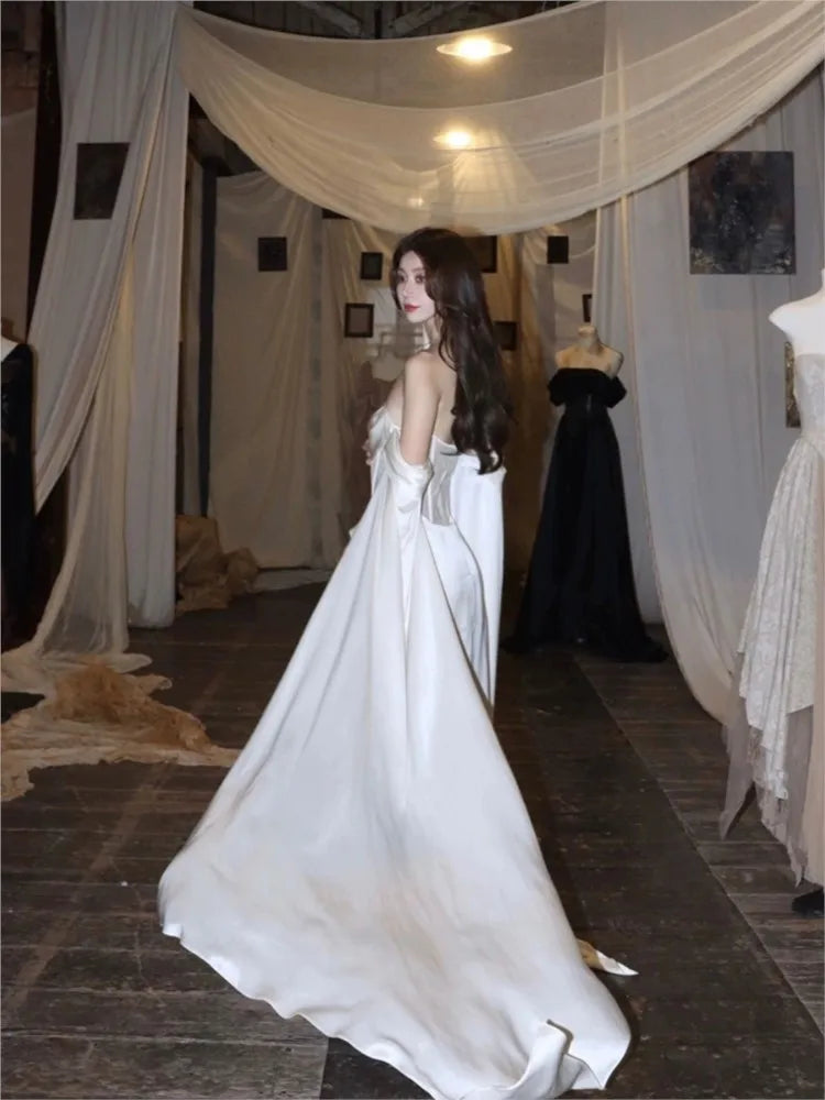 Sexy V Neck Lace Appliques A Line Wedding Dress 2023 Off the Shoulder Satin Bridal Gown Sweep Backless Floor Robe De Mariée