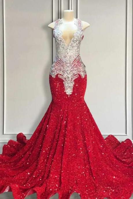 Elegant Red Sequined Mermaid Gown With Embroidery