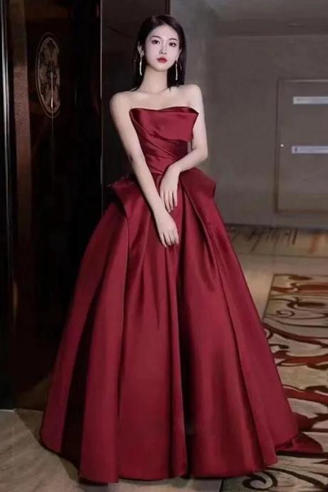 Elegant Strapless Satin Ball Gown Evening Dress