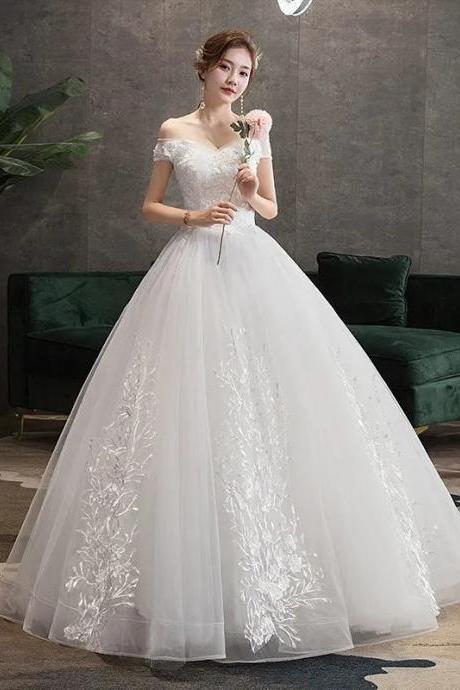 Elegant Off-shoulder Lace Applique Bridal Ball Gown