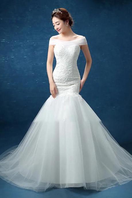 Elegant Off-shoulder Mermaid Lace Bridal Wedding Gown