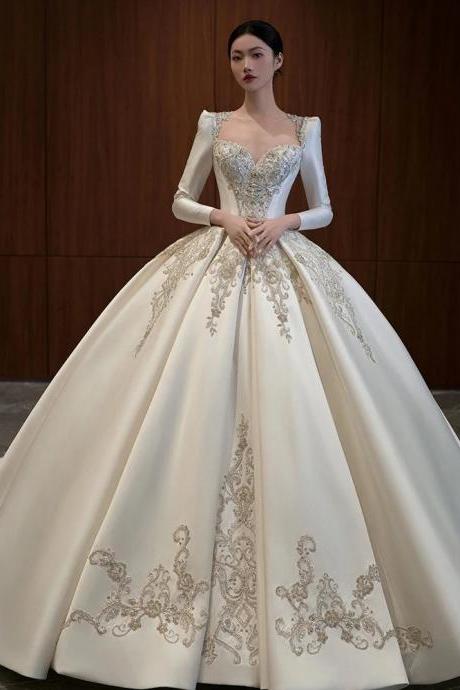 Elegant Long Sleeve Ball Gown Wedding Dress Embroidery