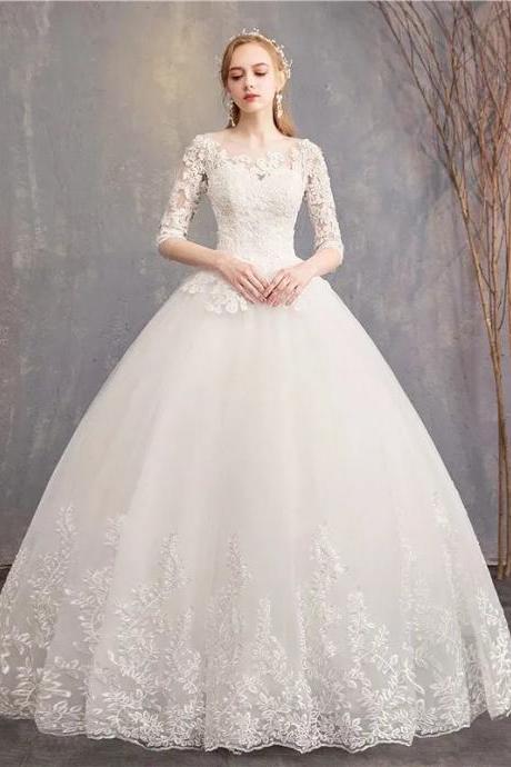 Elegant Lace Applique Long Sleeve Bridal Gown