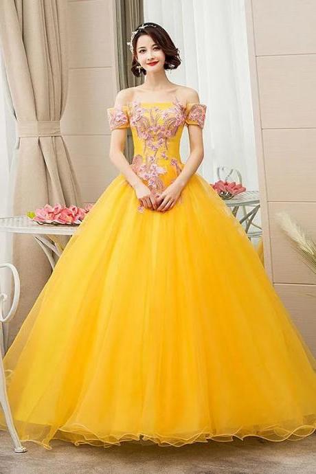 Elegant Off-shoulder Yellow Tulle Ball Gown With Embroidery