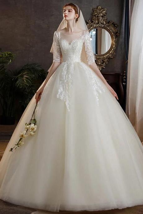 Elegant Lace Applique Tulle Ballgown Wedding Dress