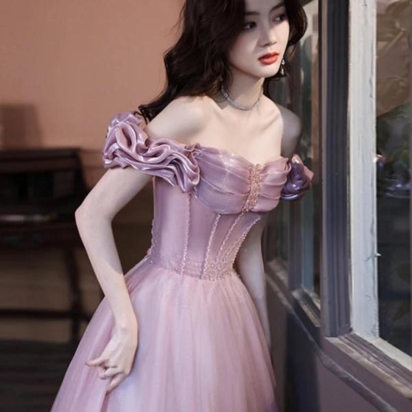 Elegant Off-Shoulder Ruffled Bodice Tulle Evening Gown