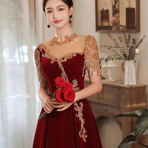 green emerald velvet dress Luxury Red Velvet Front Slit Henna Gown with Gold Glitter 42 main image 1