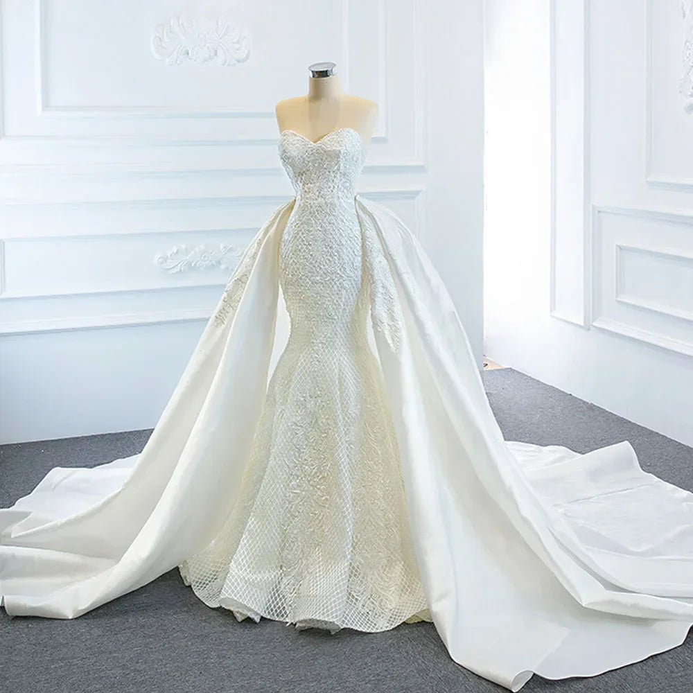 Elegant Strapless Lace Bridal Gown With Detachable Train on Luulla
