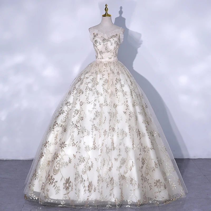 Elegant Floral Lace Ball Gown Wedding Dress on Luulla